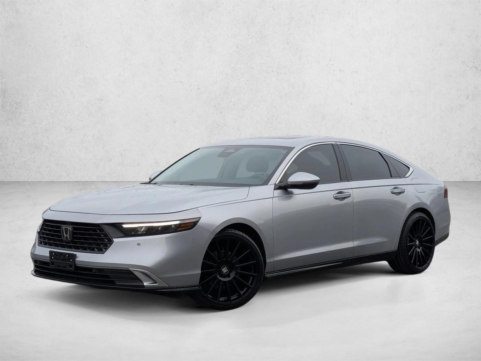 2024 Honda Accord Hybrid Touring's photo