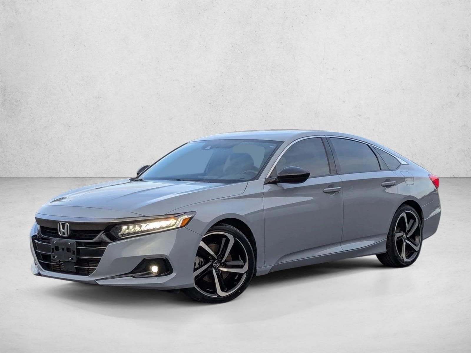 2022 Honda Accord Sport's photo