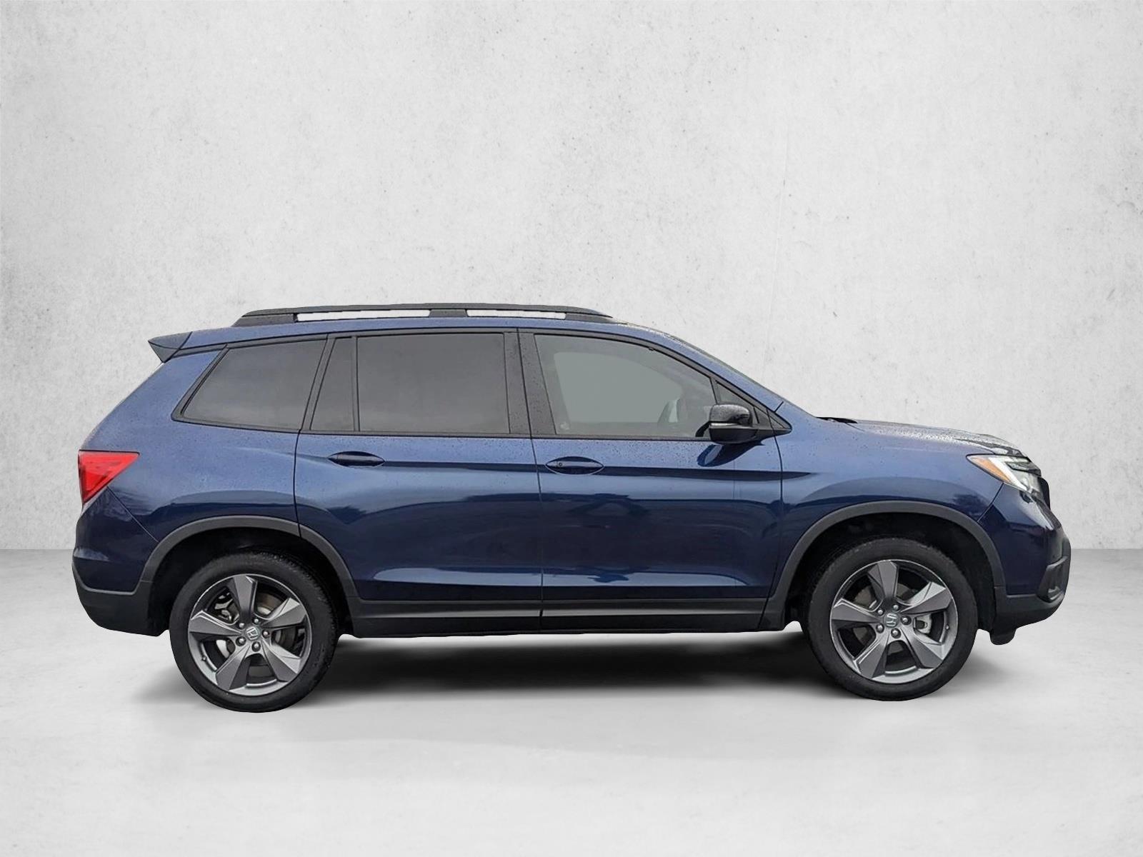 2021 Honda Passport Touring photo 4