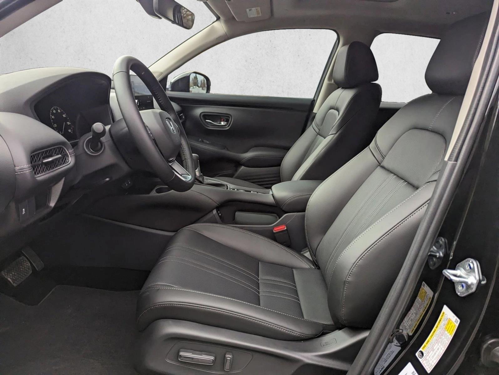 2026 Honda HR-V EX-L photo 4