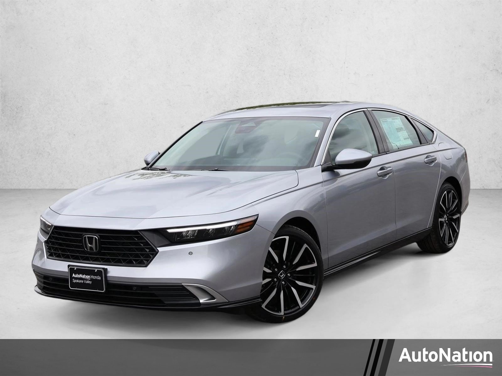 2026 Honda Accord Hybrid Touring's photo