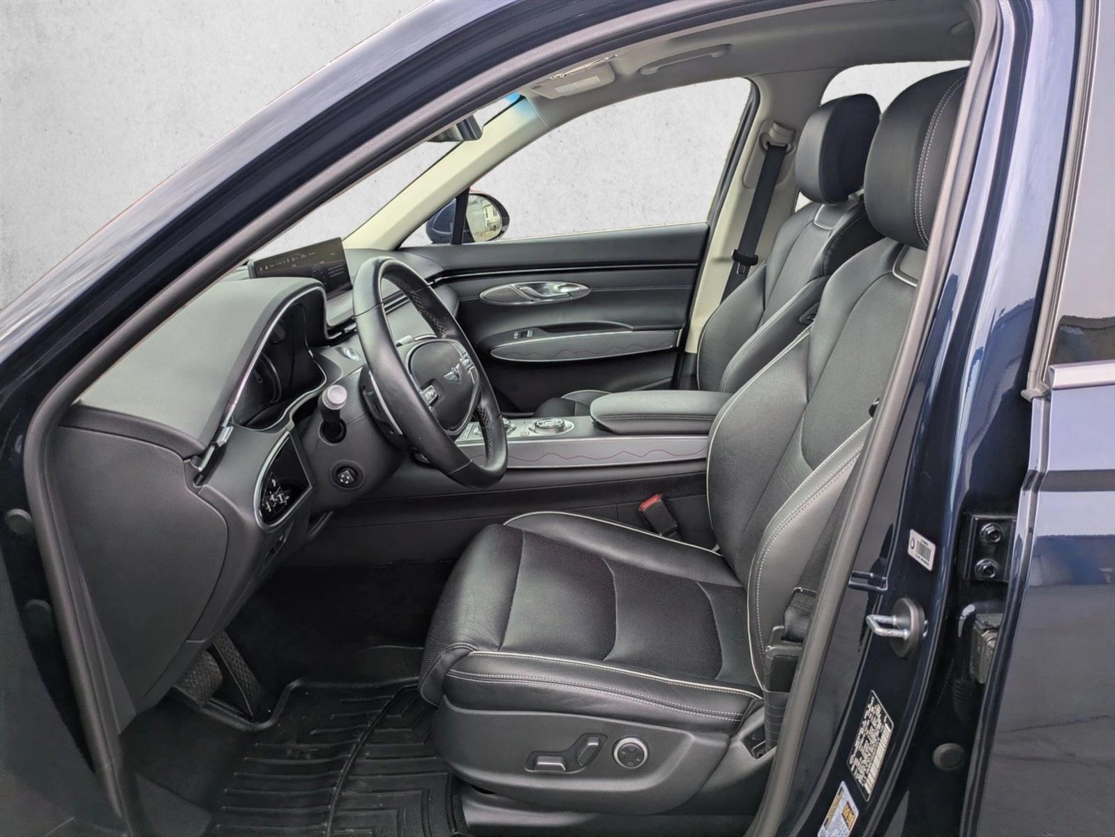 2022 GENESIS GV70 Standard - Photo 24