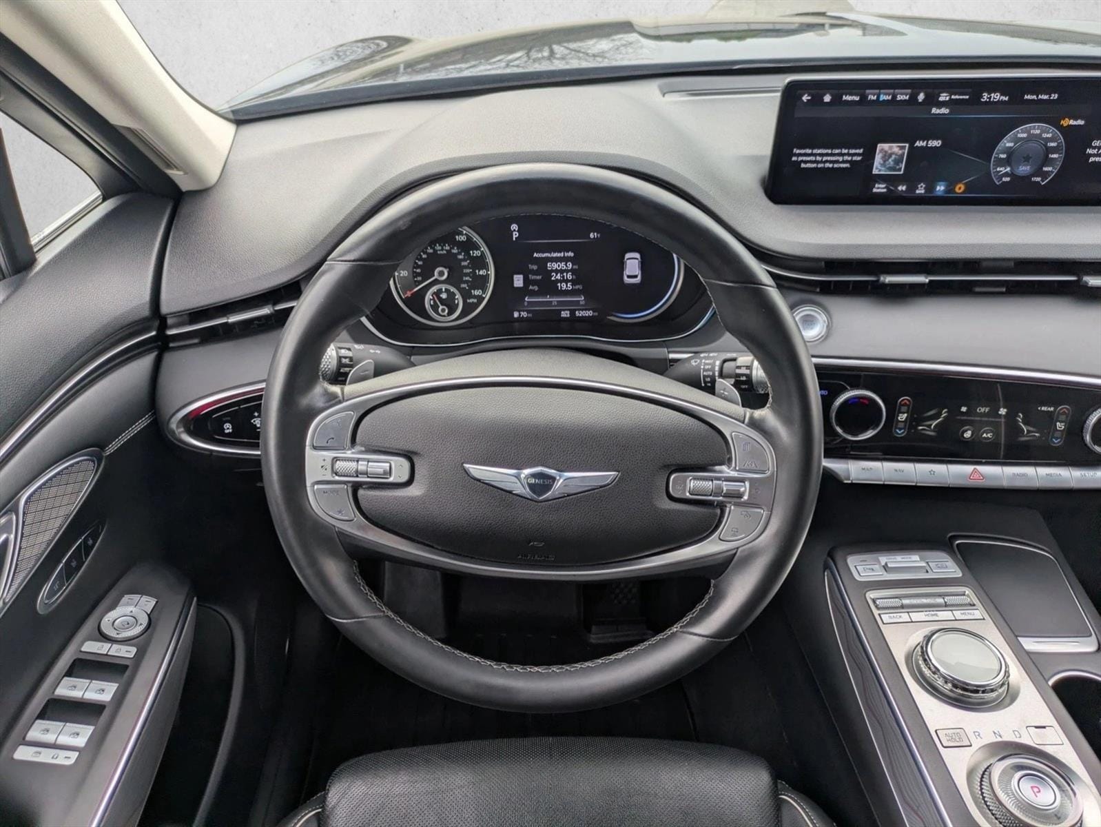 2022 GENESIS GV70 Standard - Photo 14