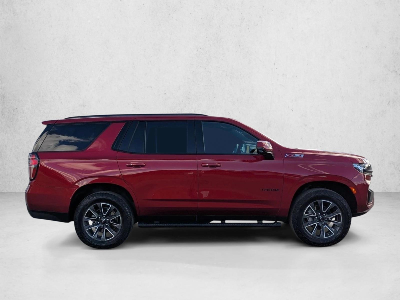 2023 Chevrolet Tahoe Z71 photo 2