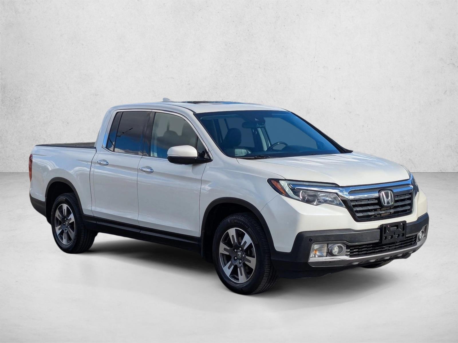 2019 Honda Ridgeline RTL-E photo 3