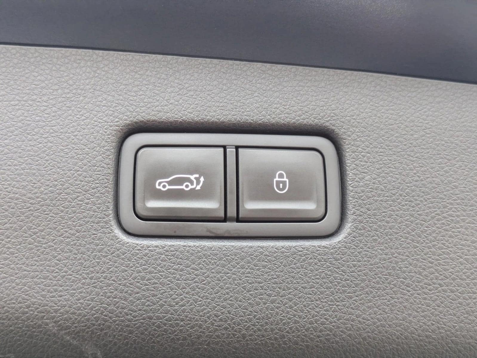 2022 GENESIS GV70 Standard - Photo 7