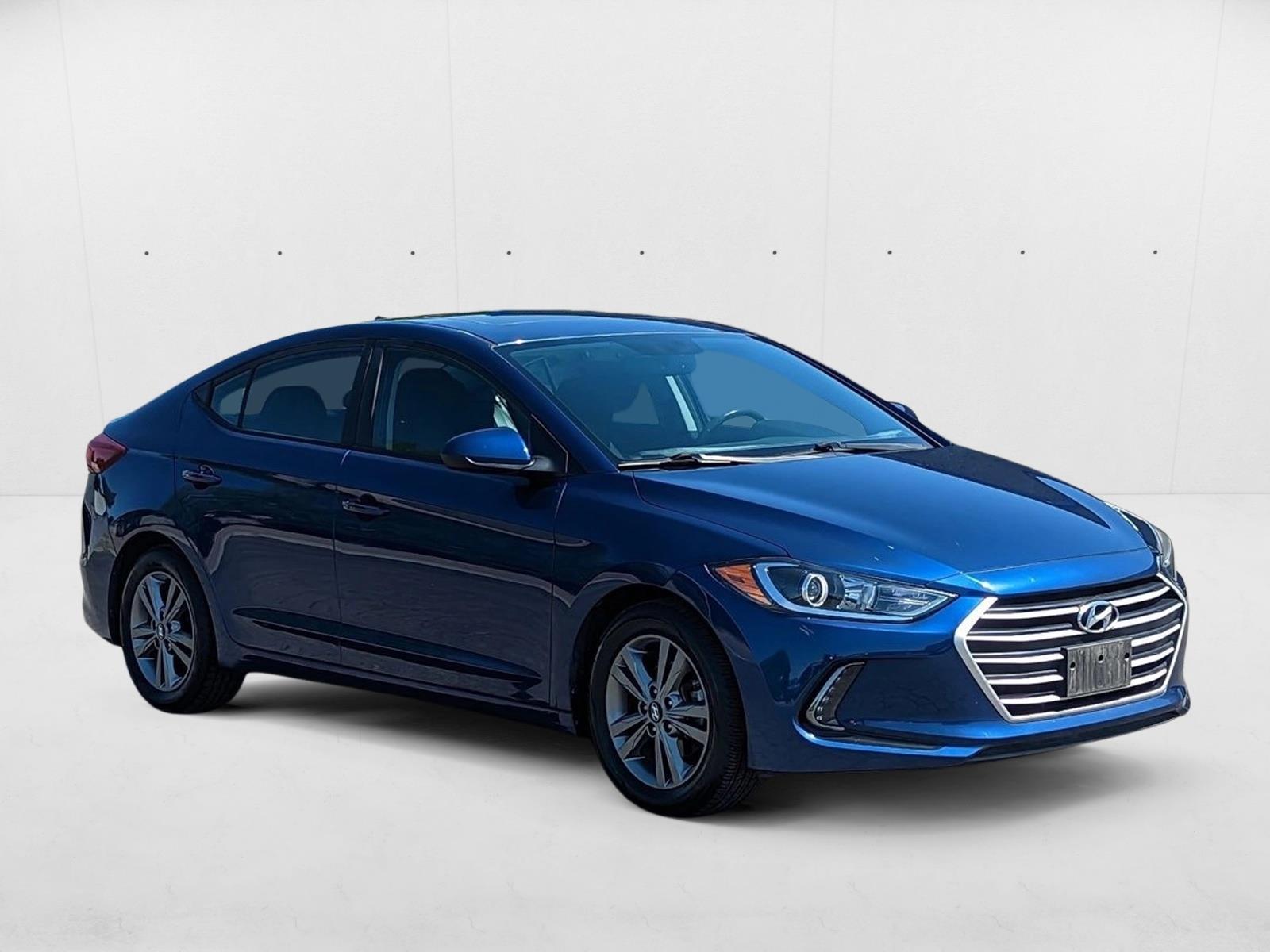 2017 Hyundai Elantra Value Edition photo 3