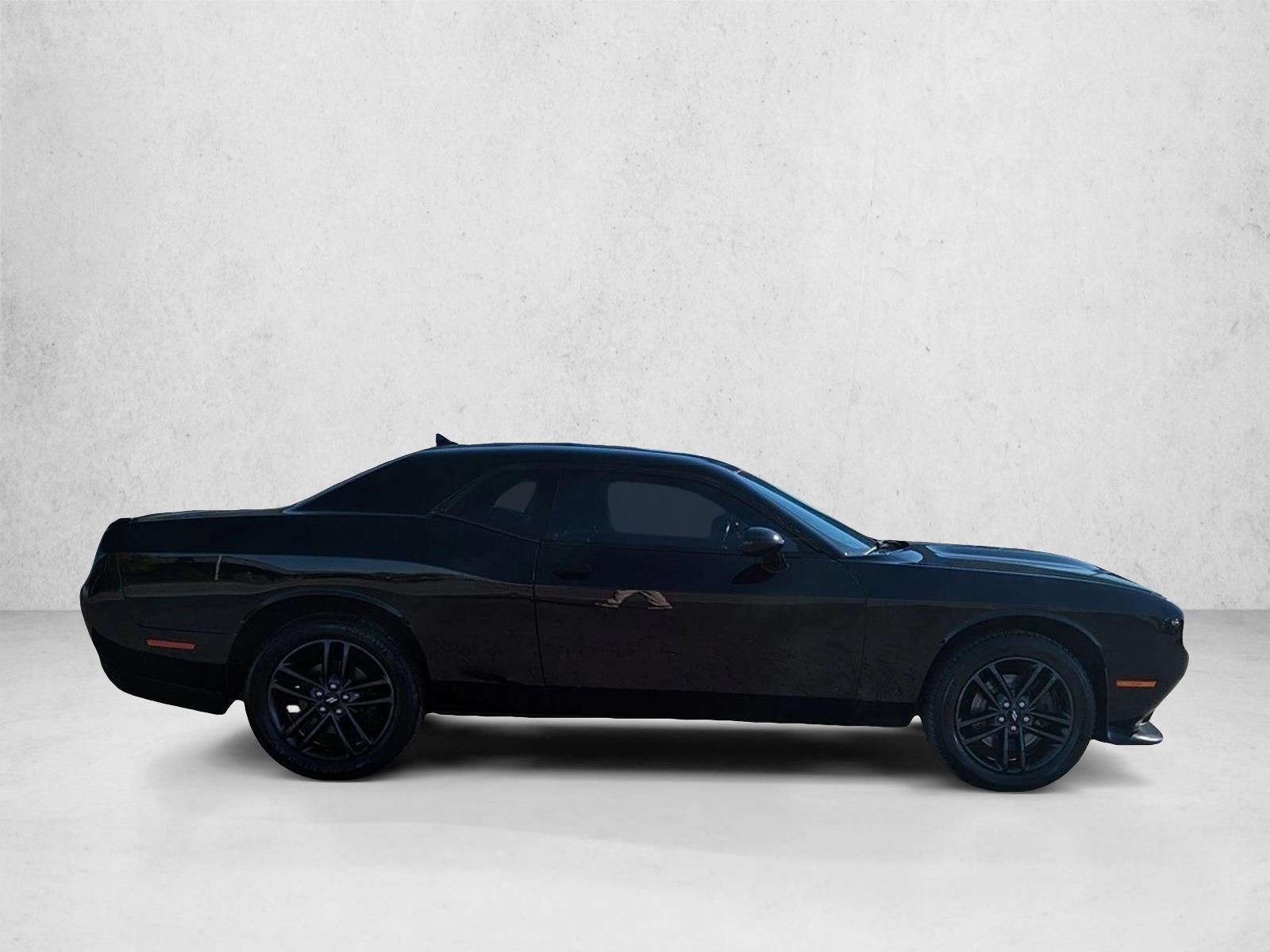 2019 Dodge Challenger GT photo 4