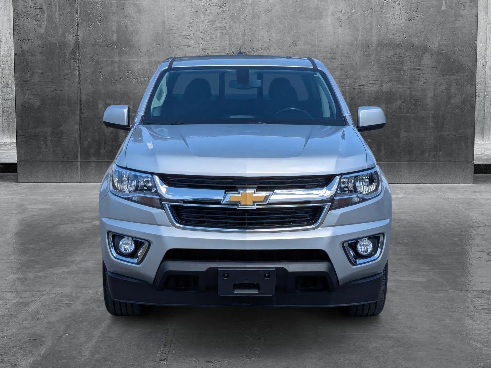 2020 Chevrolet Colorado LT photo 2