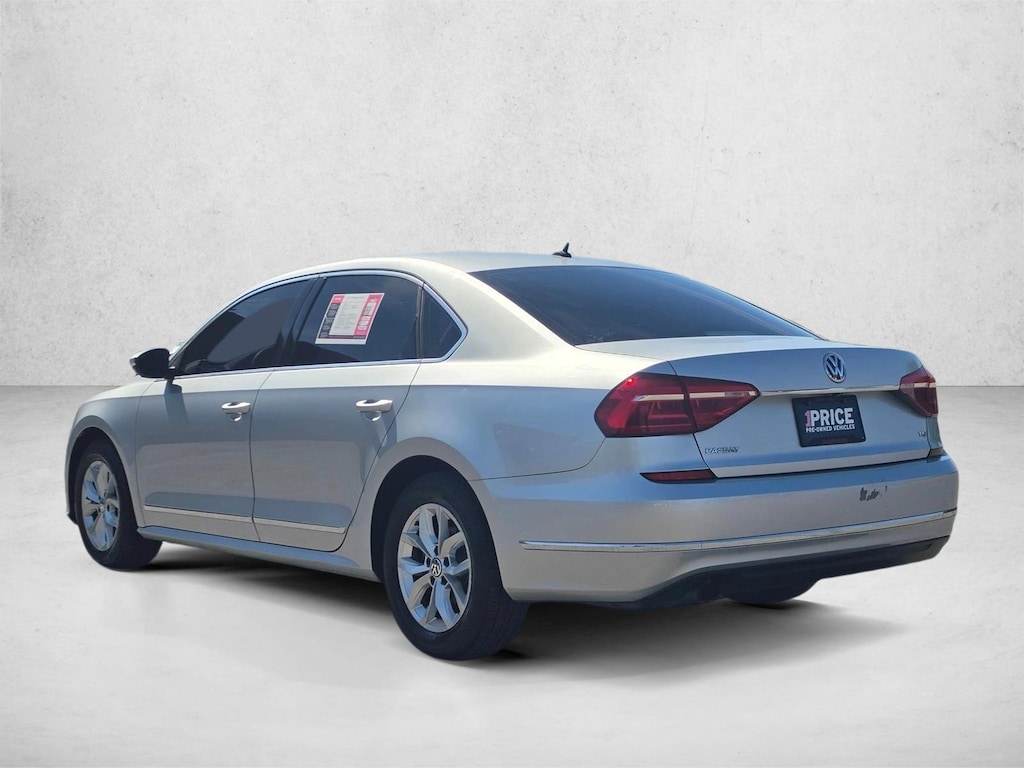 Used 2016 Volkswagen Passat 1.8T S Sedan