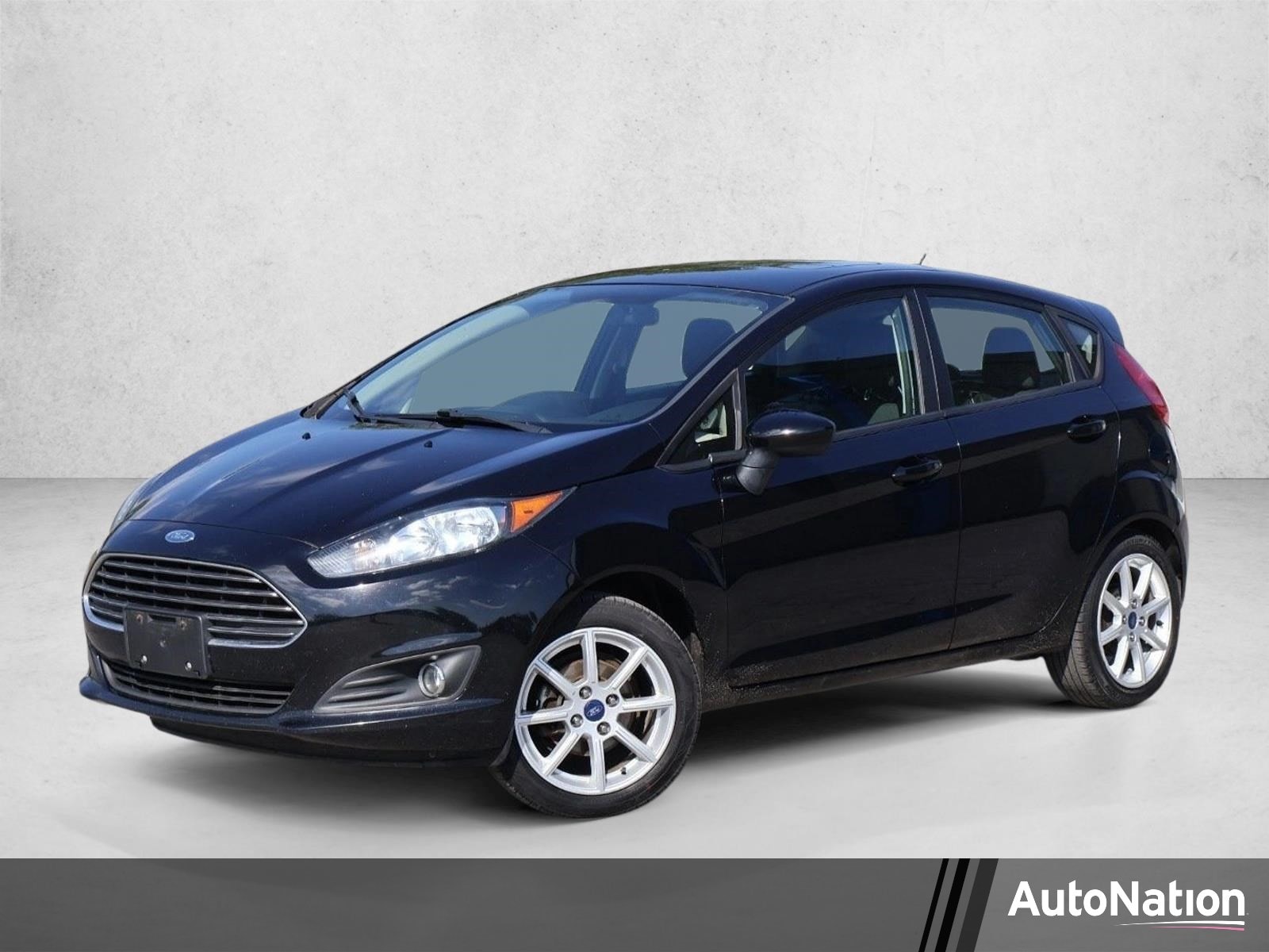 2017 Ford Fiesta SE Hatch's photo