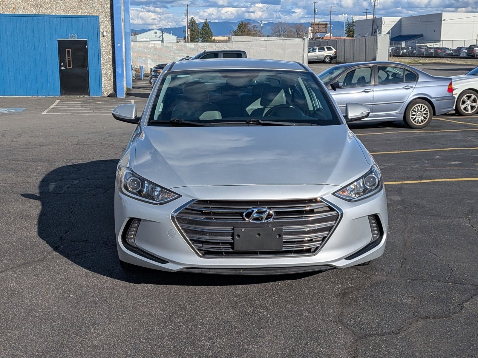 Used 2017 Hyundai Elantra Limited with VIN KMHD84LF1HU225982 for sale in Spokane Valley, WA