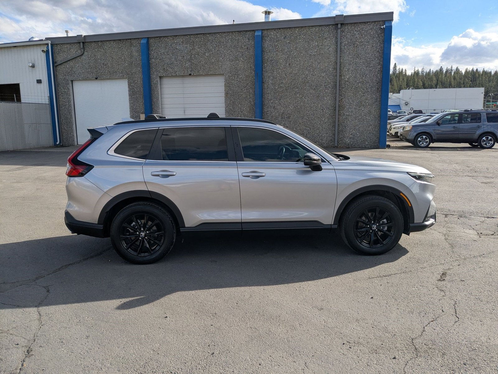 2024 Honda CR-V Hybrid Sport-L photo 3