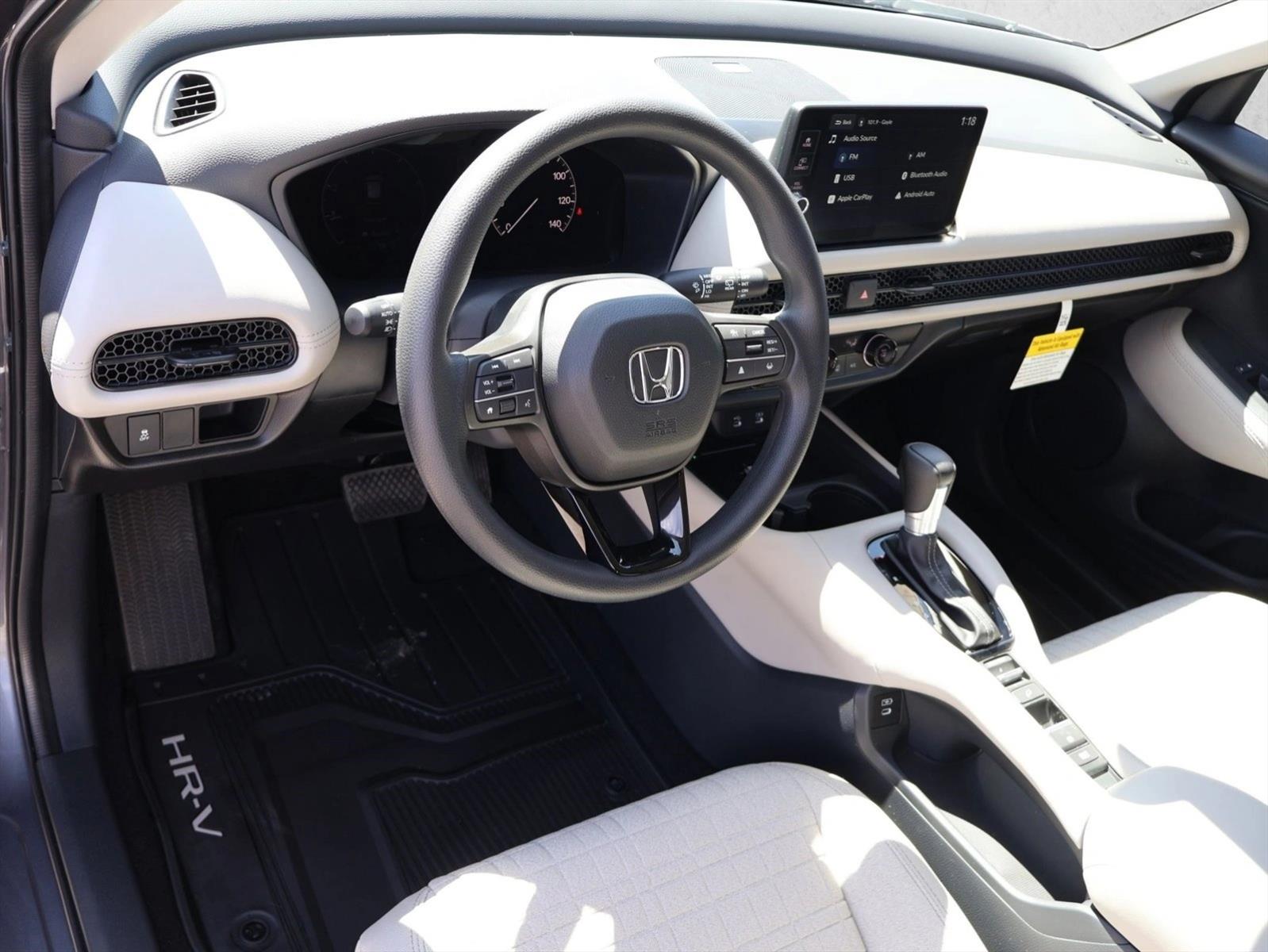 2026 Honda HR-V LX - Photo 12