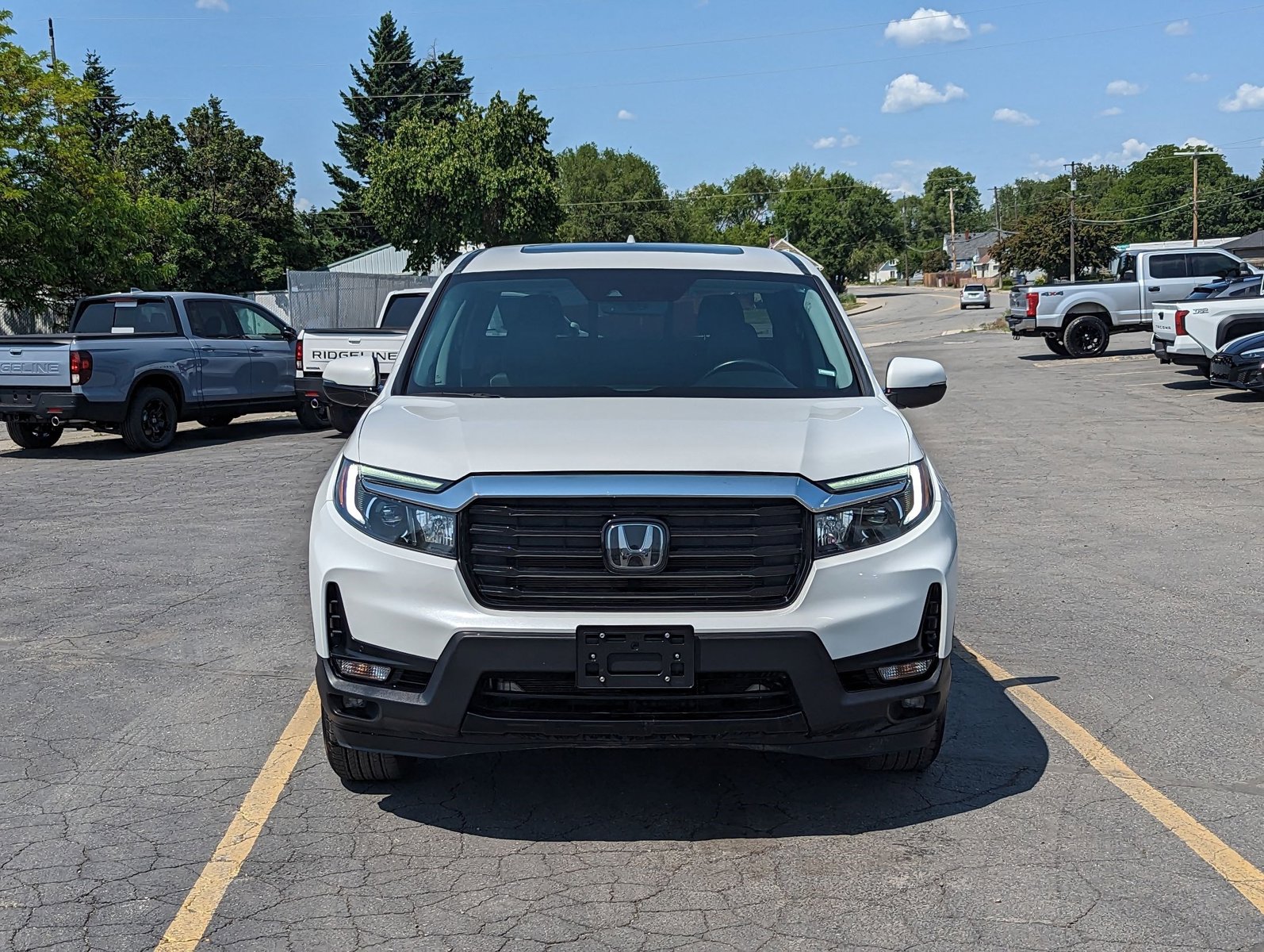2022 Honda Ridgeline RTL-E photo 2