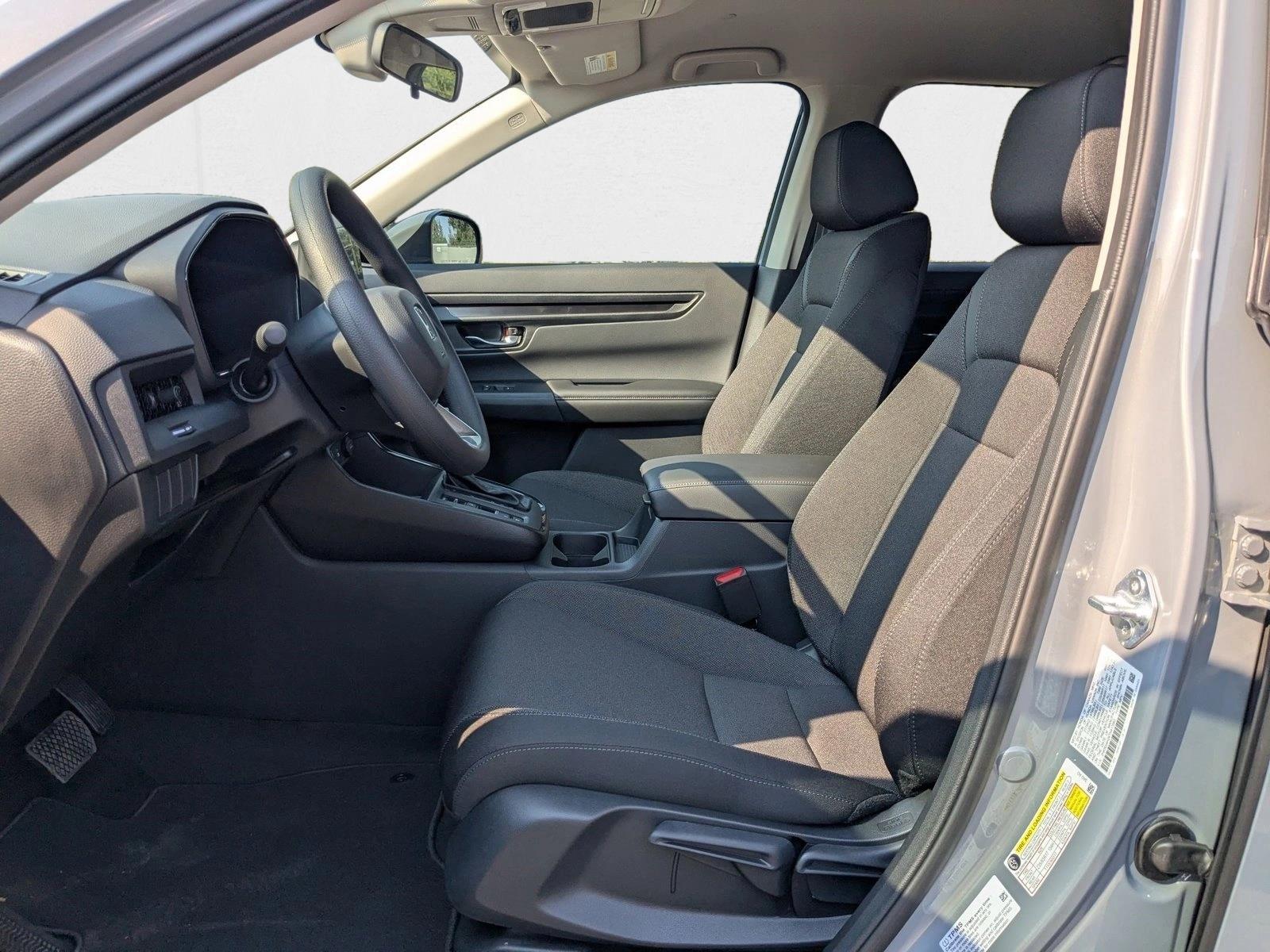 2026 Honda CR-V LX photo 4