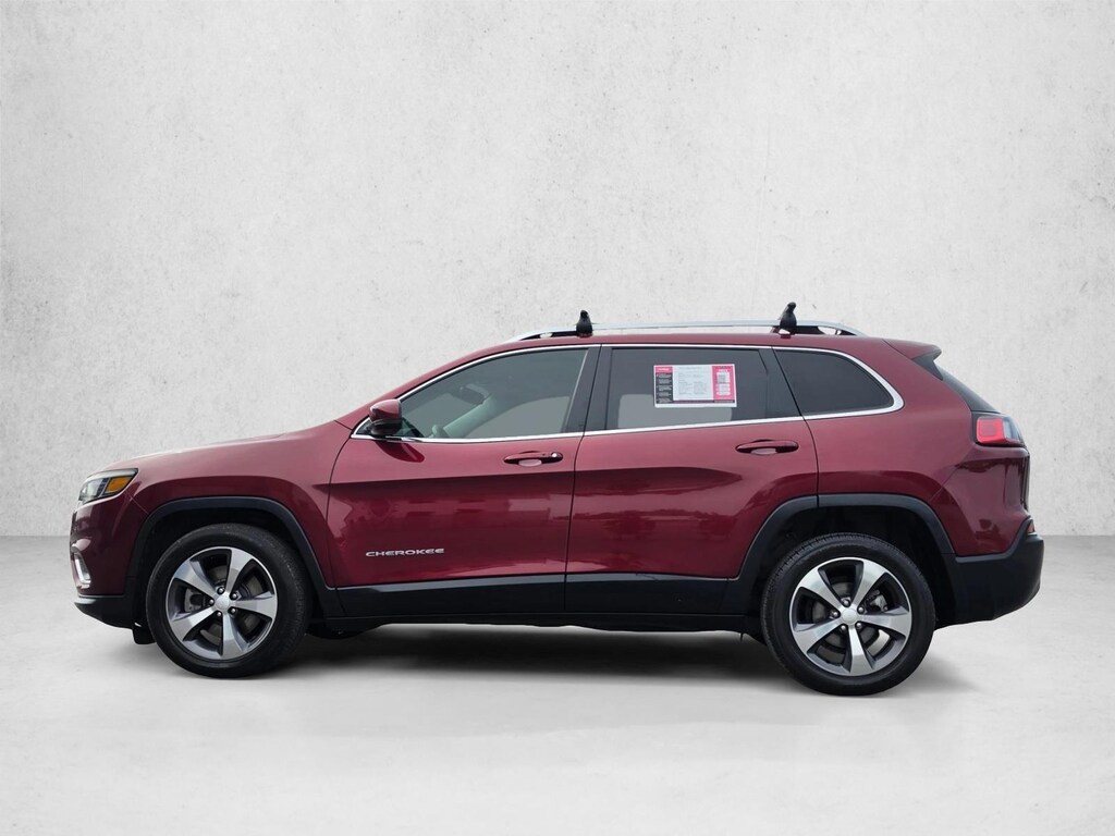 Used 2019 Jeep Cherokee Limited FWD SUV