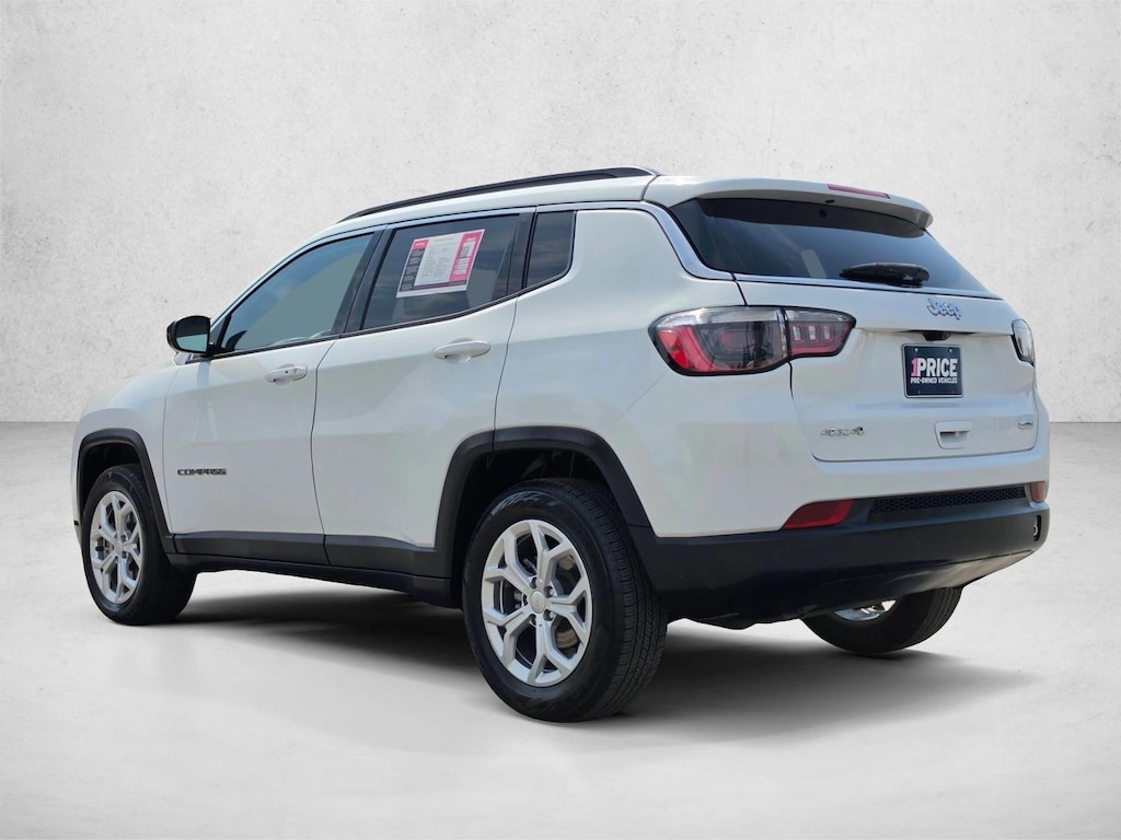 Used 2024 Jeep Compass Latitude SUV