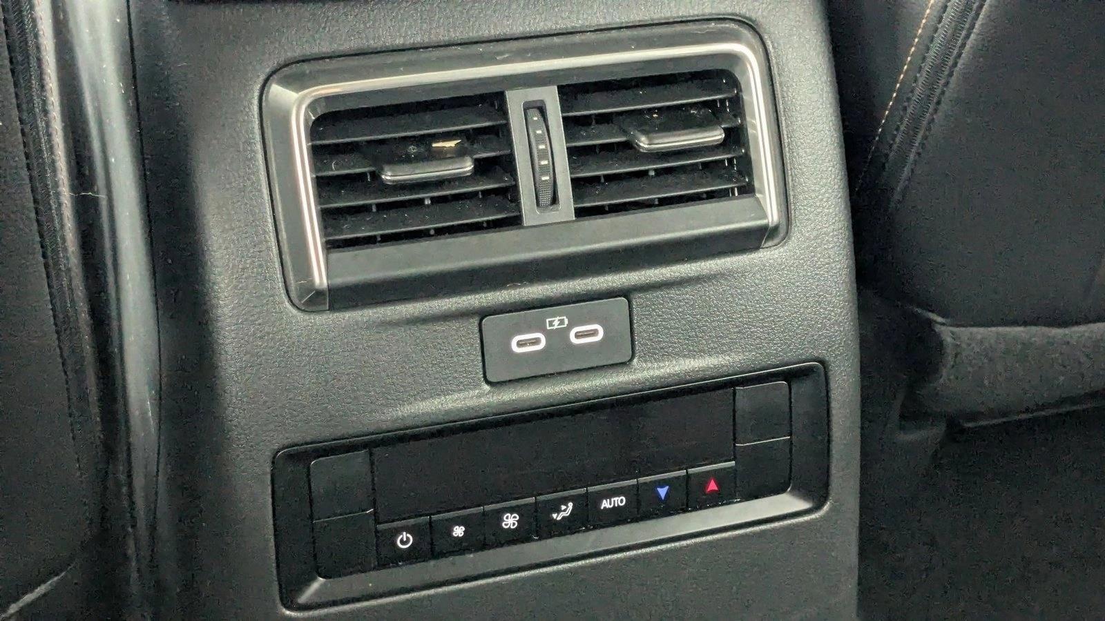 2025 Mazda CX-70 Preferred Package - Photo 25