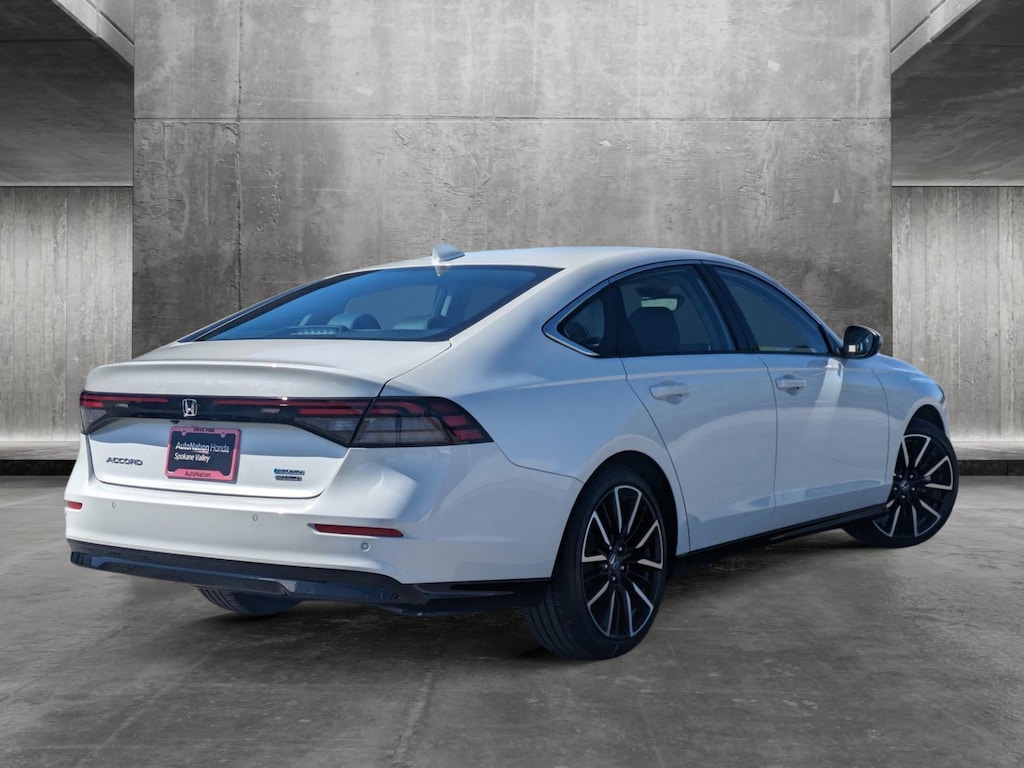 Used 2024 Honda Accord Hybrid Touring Sedan