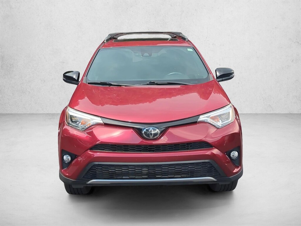 Used 2018 Toyota RAV4 SE SUV