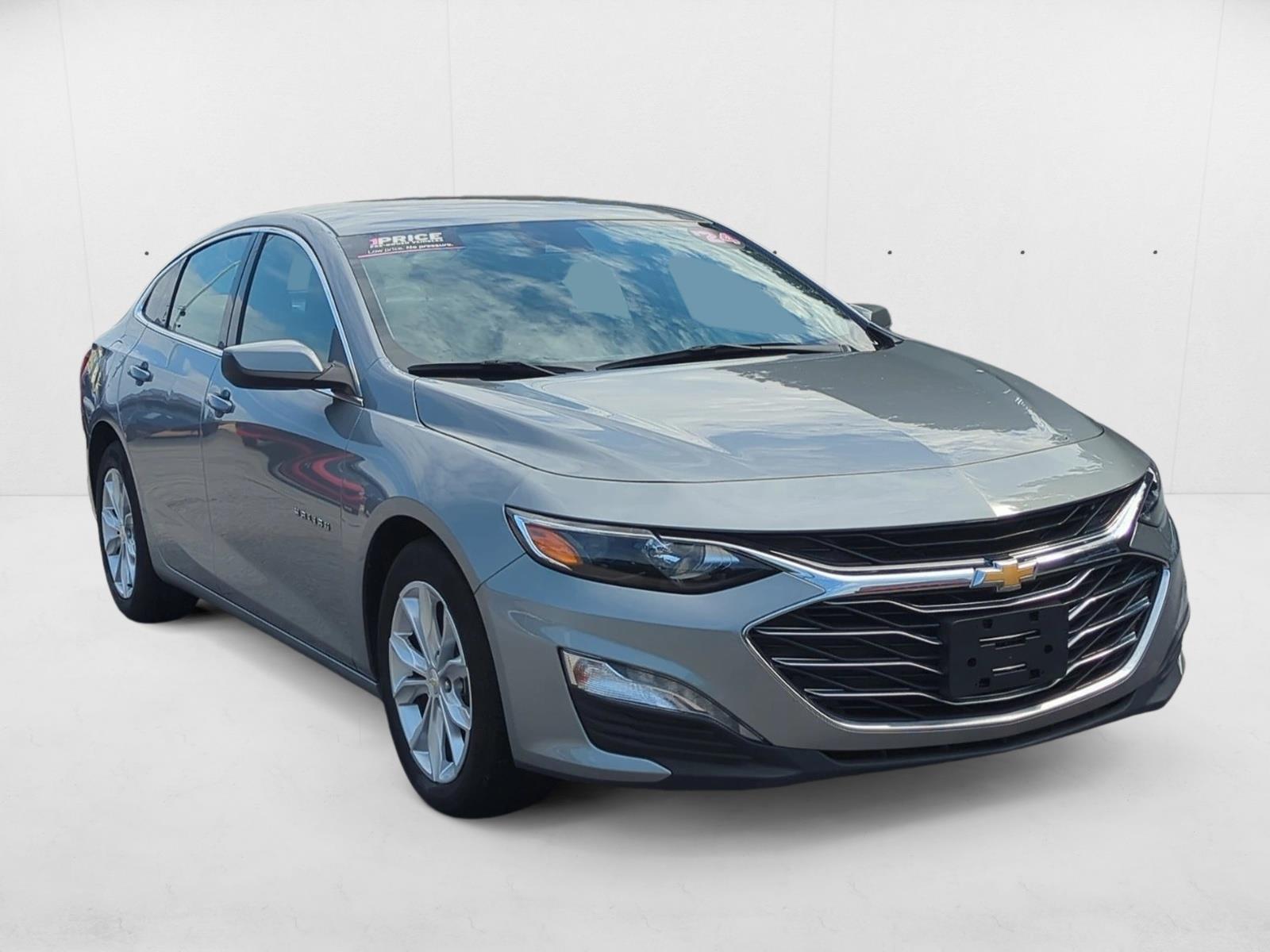 2024 Chevrolet Malibu 1LT photo 3
