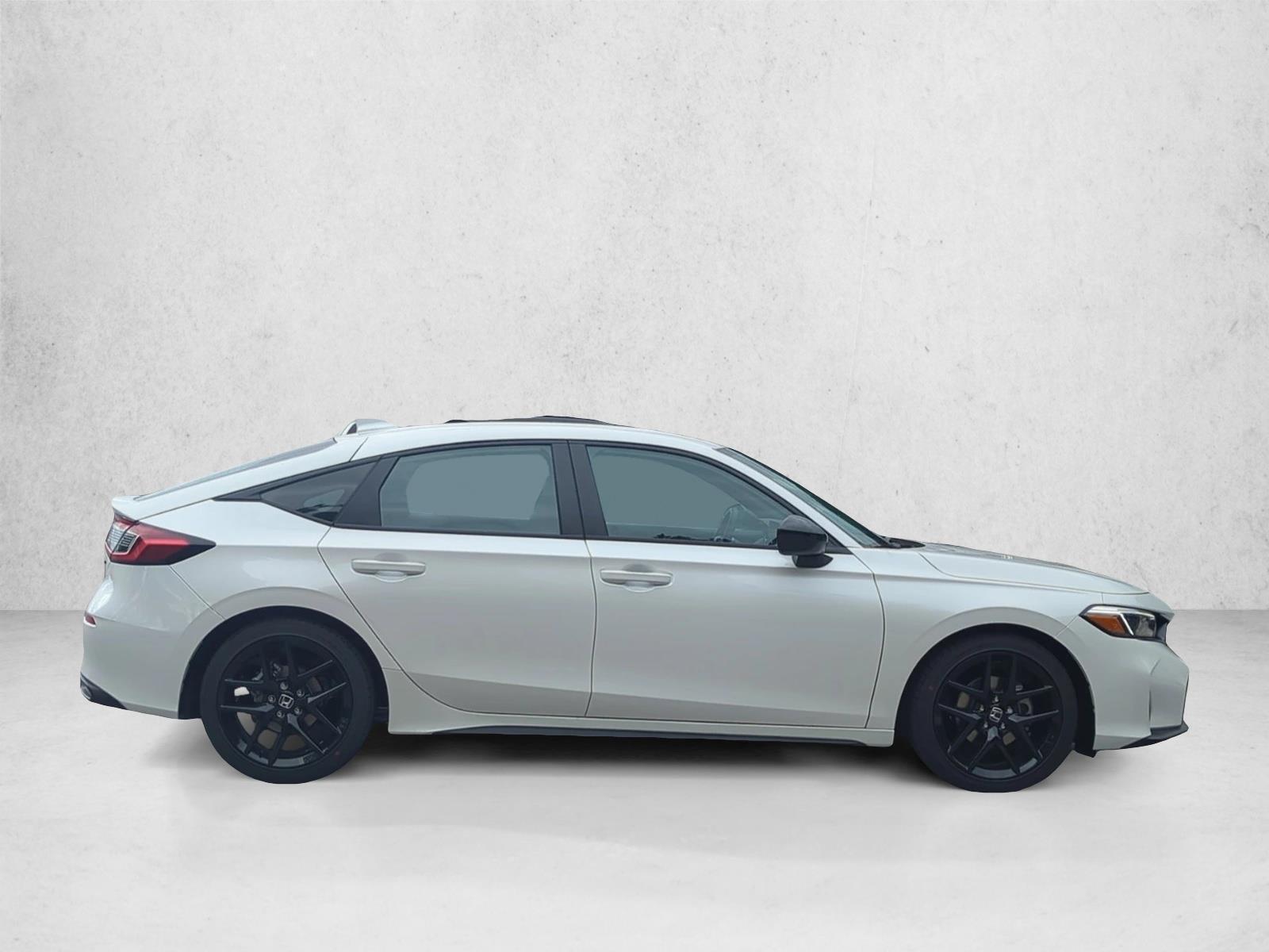 2026 Honda Civic Sport Hatchback photo 4