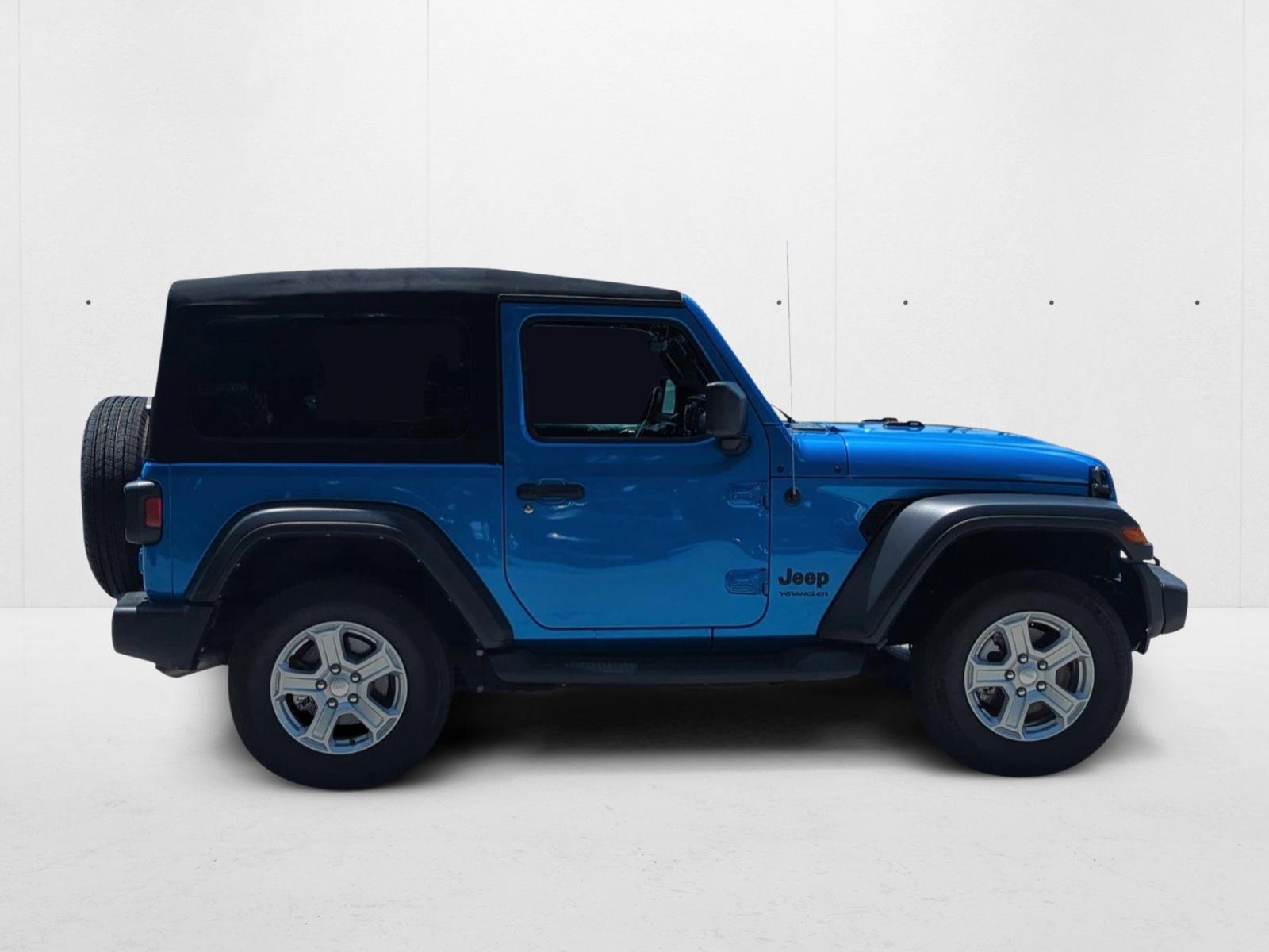 2022 Jeep Wrangler Sport S photo 4