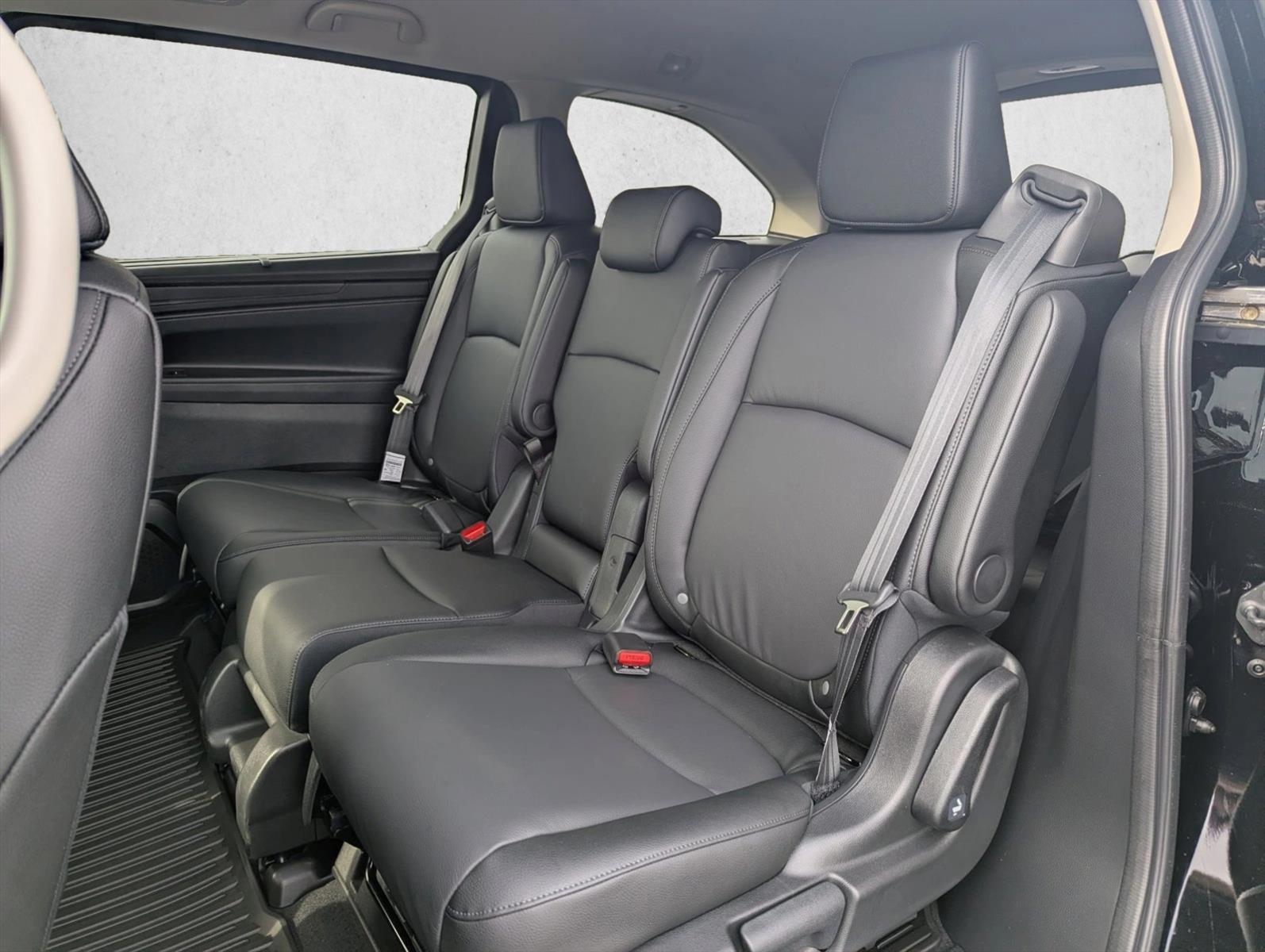 2026 Honda Odyssey EX-L - Photo 19