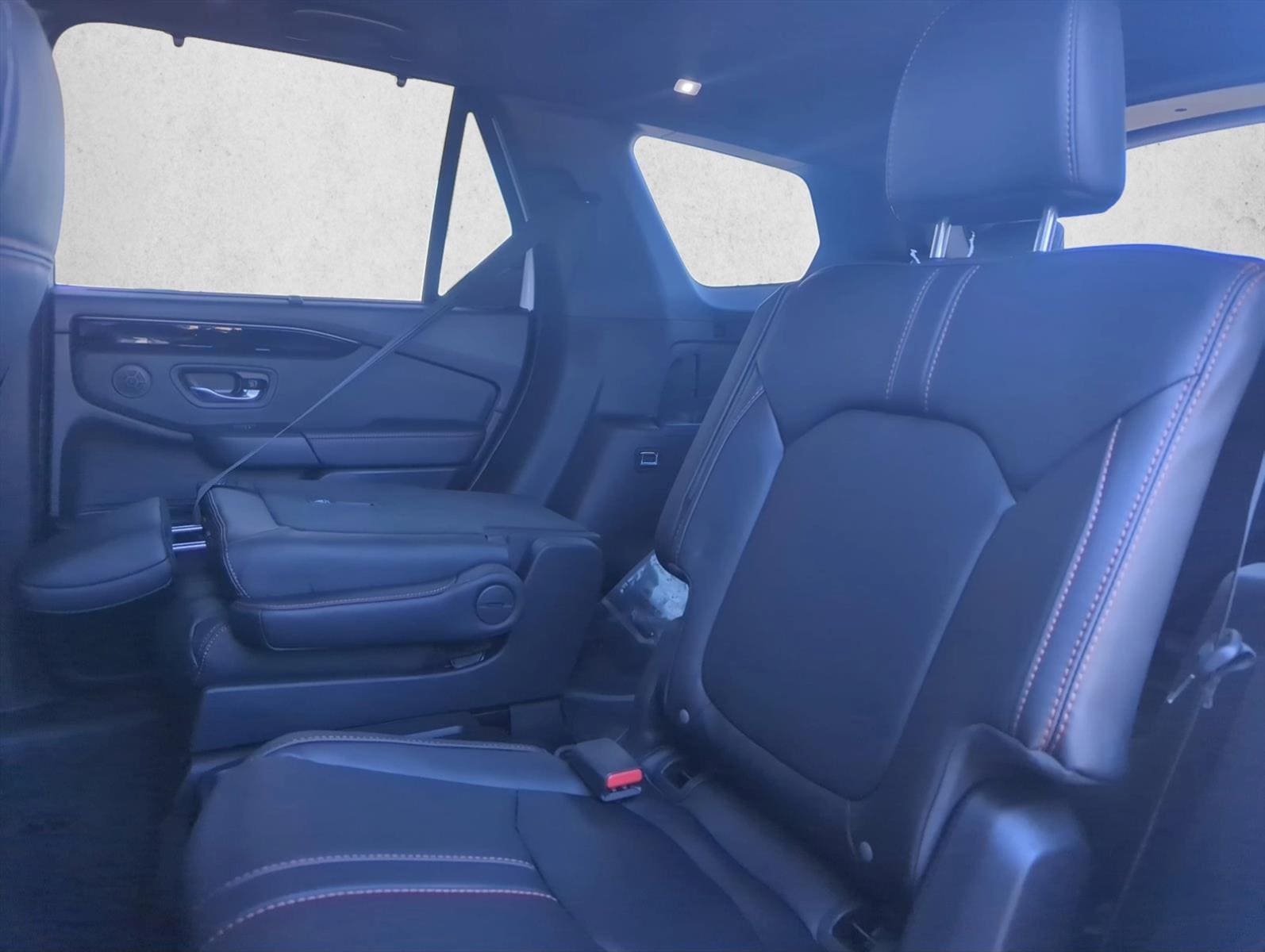 2025 Honda Pilot TrailSport - Photo 19