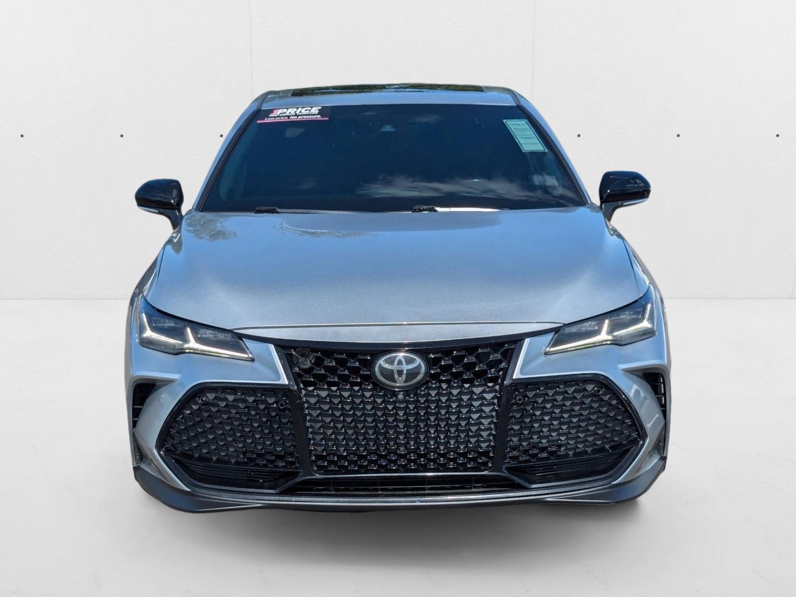 2020 Toyota Avalon Touring photo 2