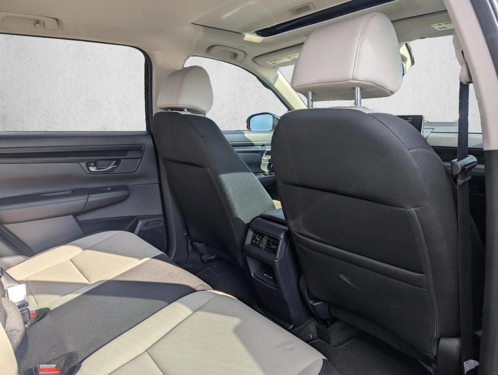 2025 Honda CR-V EX - Photo 30