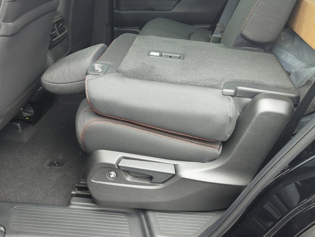 New 2026 Honda Pilot Sport SUV