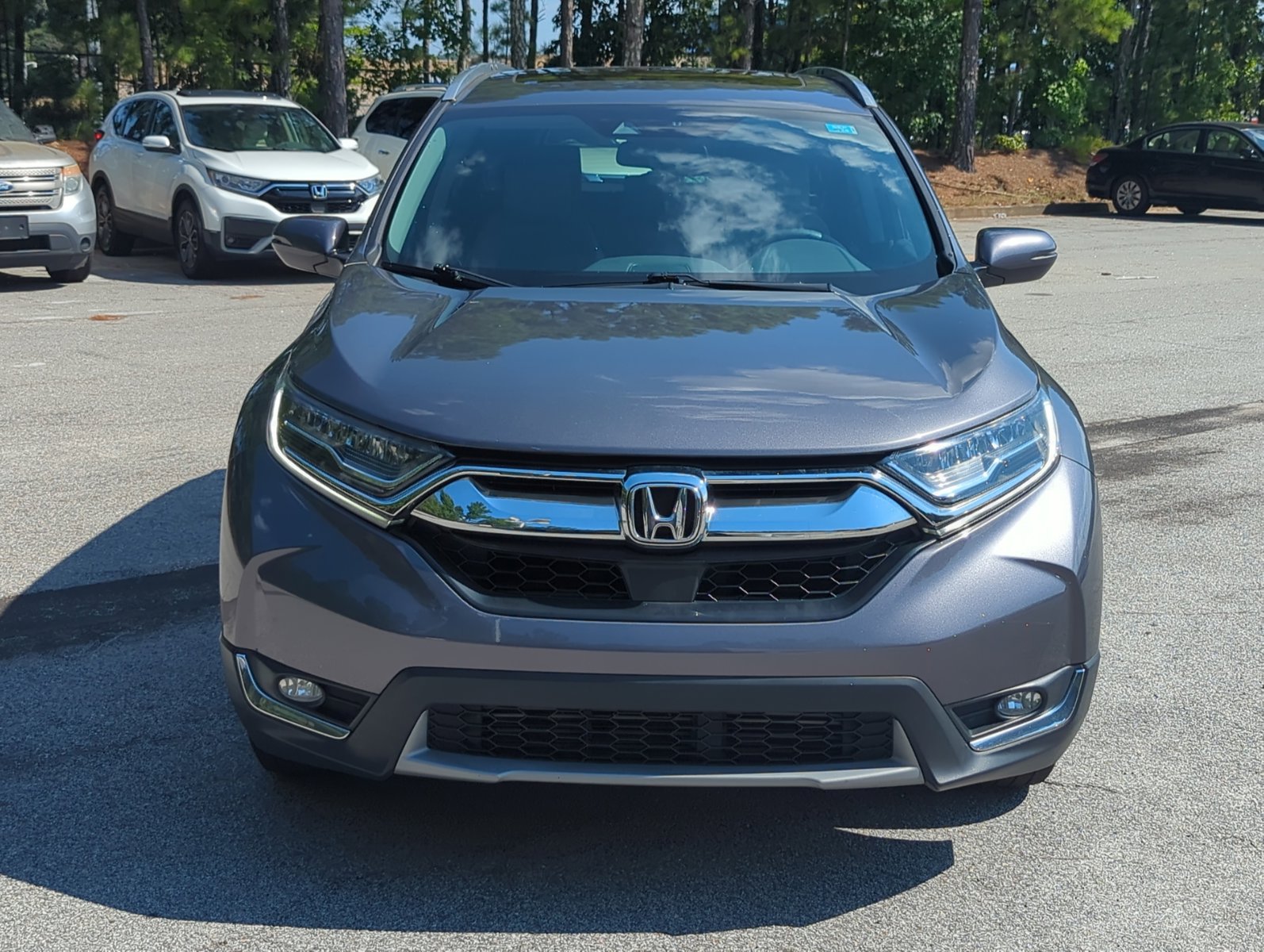 2018 Honda CR-V Touring photo 2