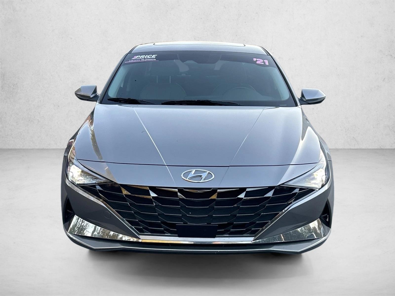 2021 Hyundai Elantra Limited photo 2