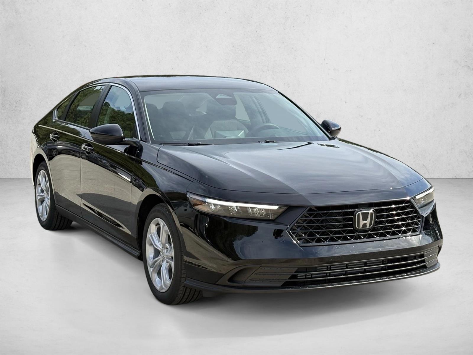 2025 Honda Accord LX photo 3