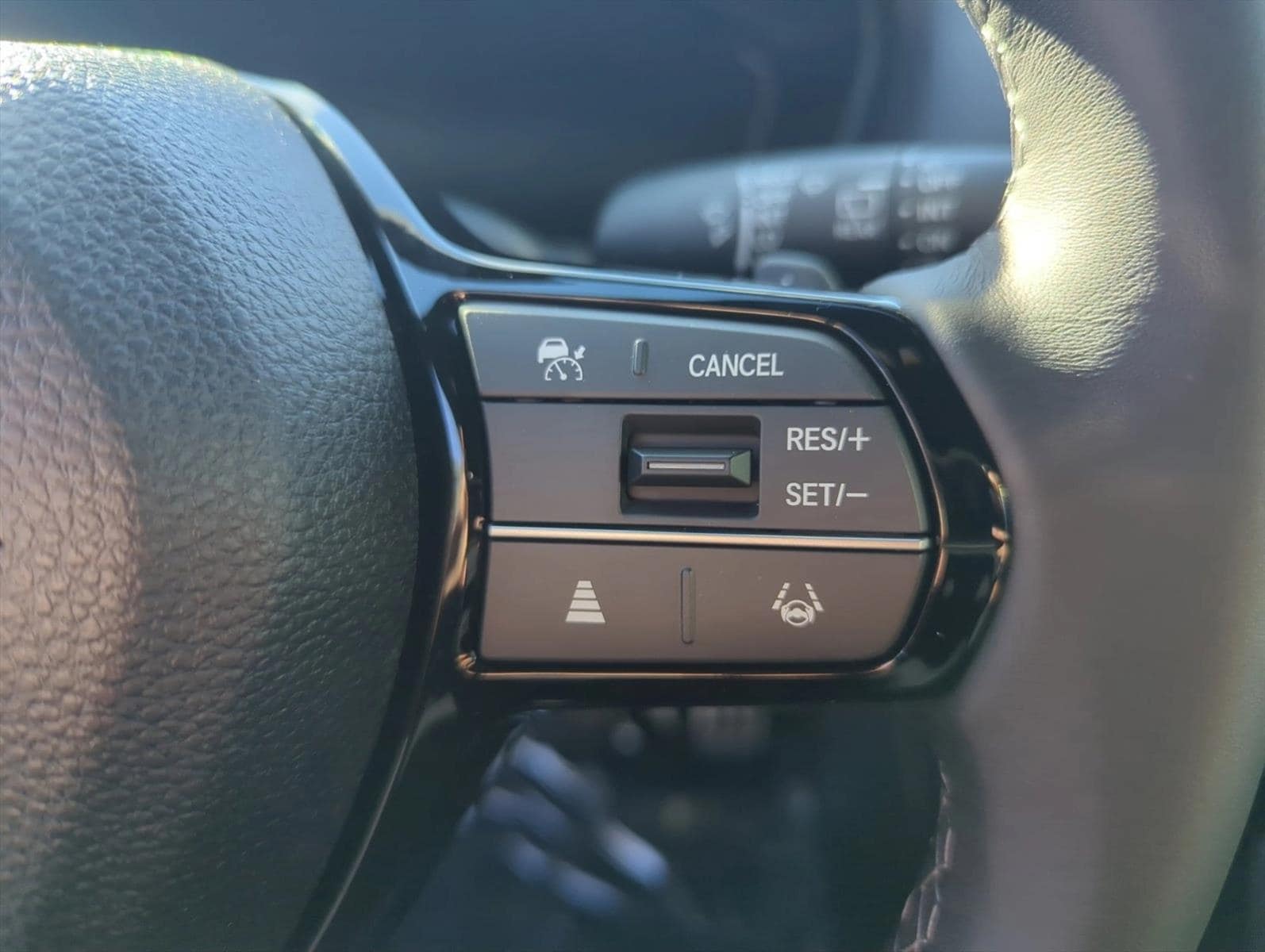 2026 Honda Civic Hatchback Sport - Photo 6