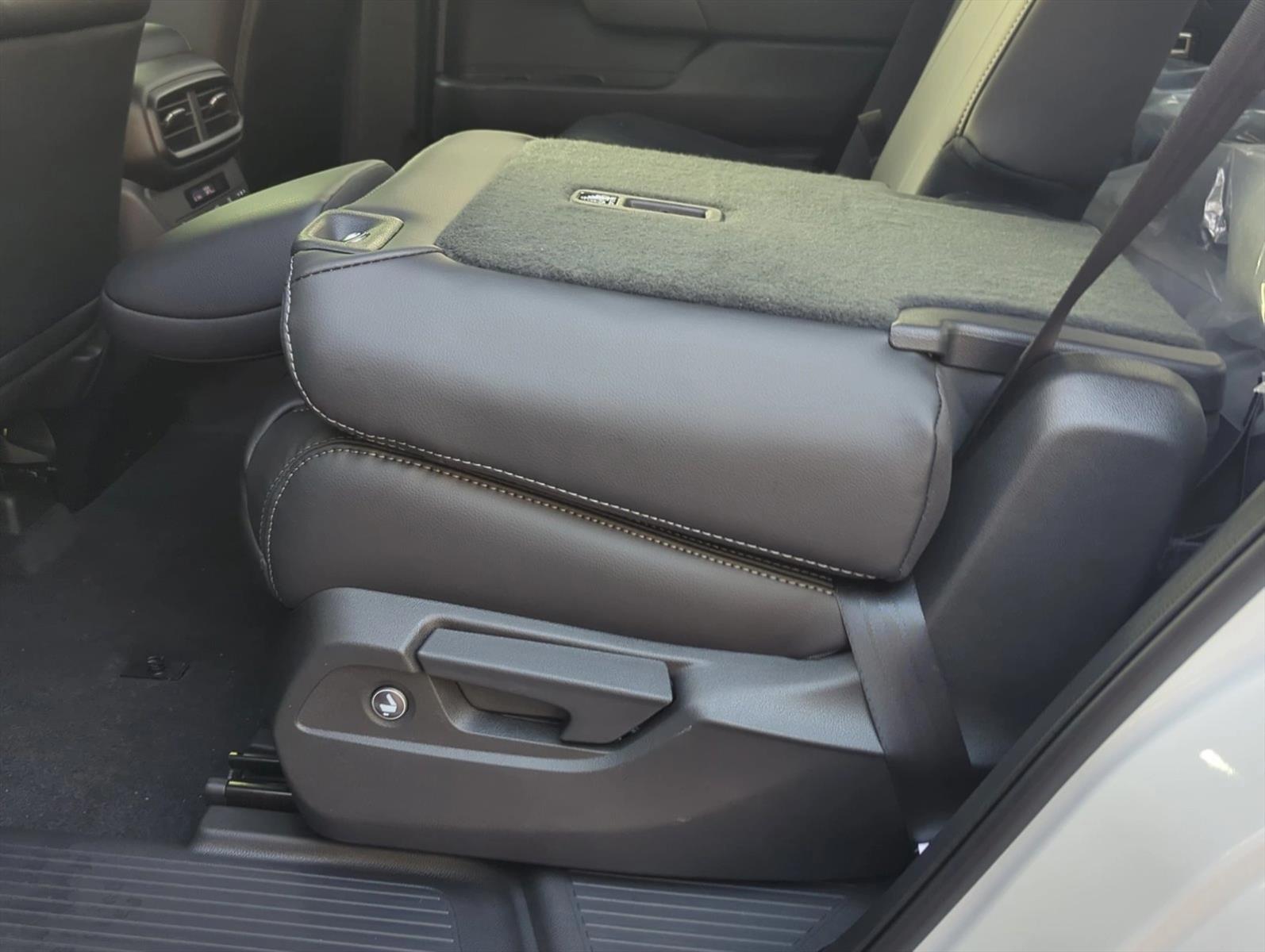 2025 Honda Pilot EX-L photo 3