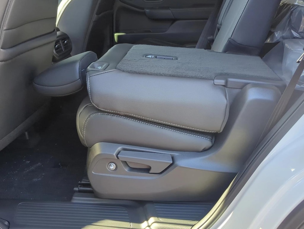 New 2026 Honda Pilot Touring SUV