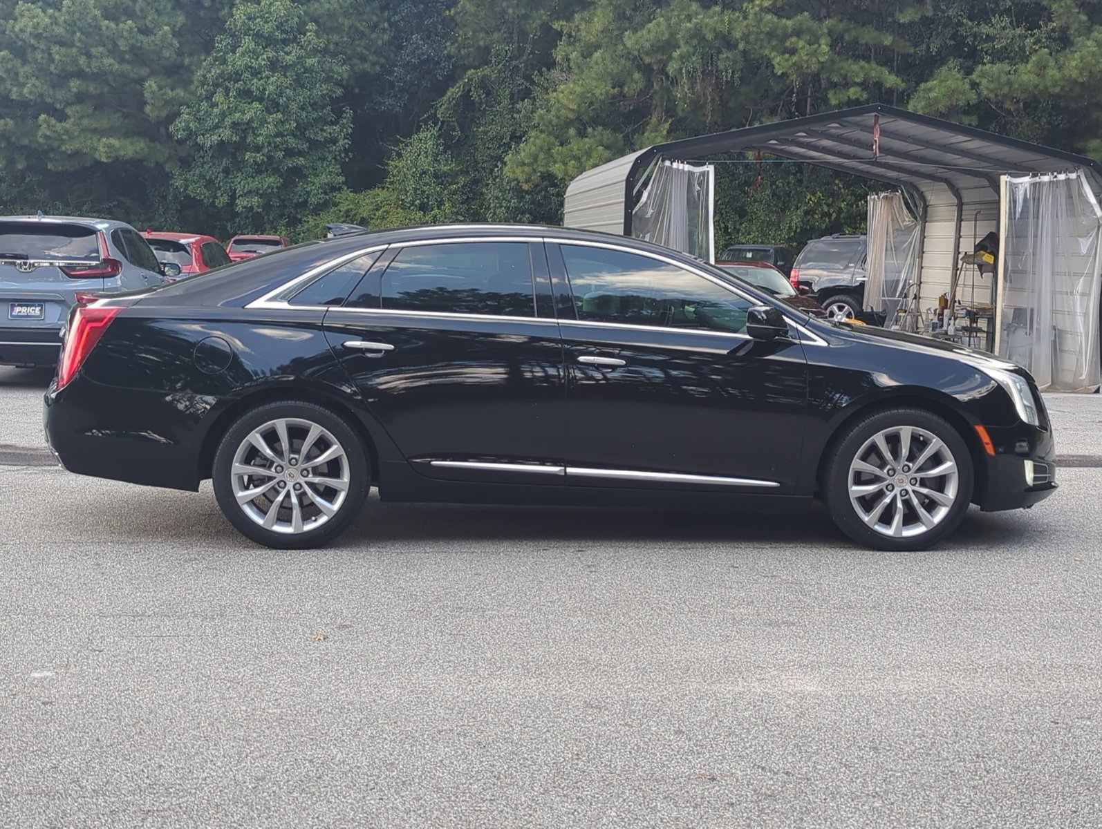 2015 Cadillac XTS Luxury photo 3