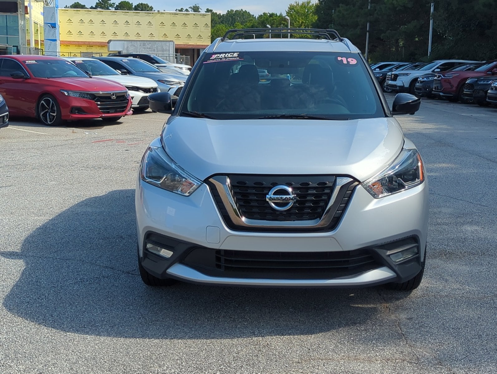 Used 2019 Nissan Kicks SR with VIN 3N1CP5CU1KL561143 for sale in Lithia Springs, GA