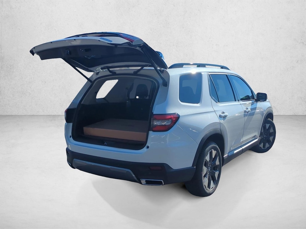 New 2026 Honda Pilot Touring SUV