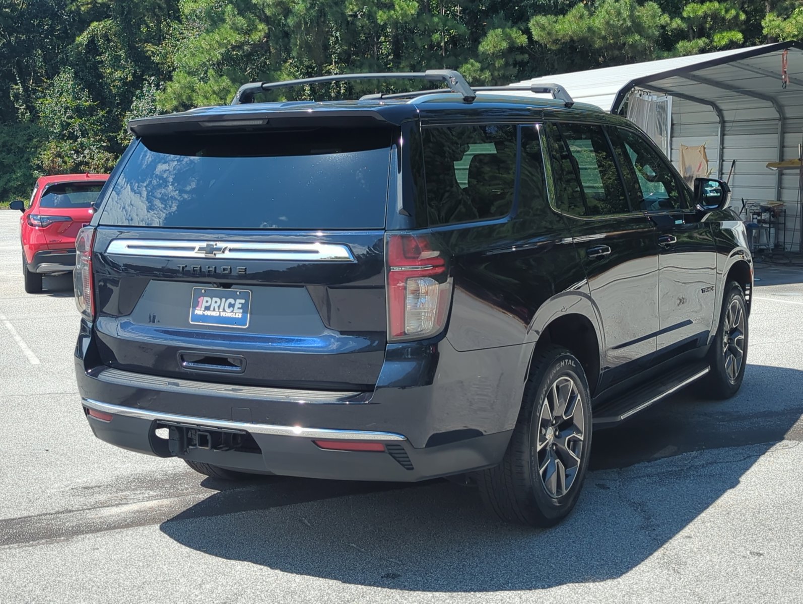 2023 Chevrolet Tahoe LS photo 3