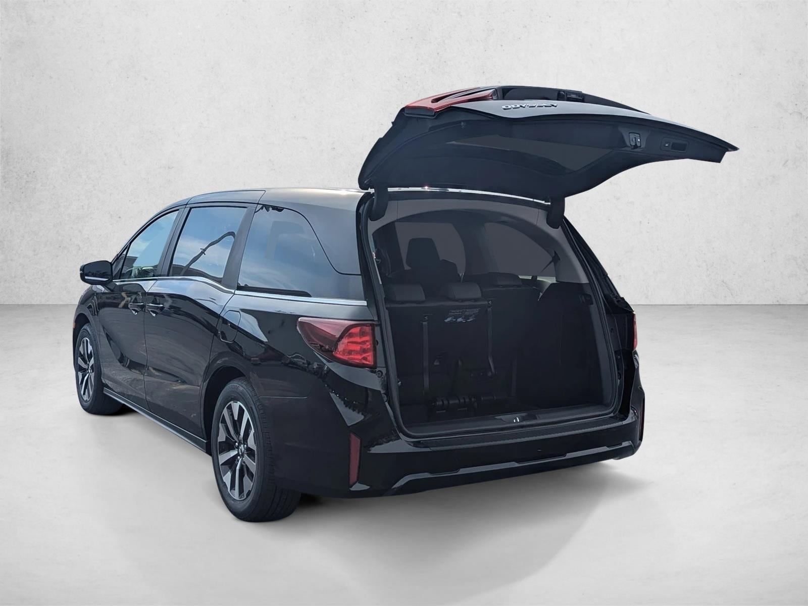 2026 Honda Odyssey EX-L - Photo 9
