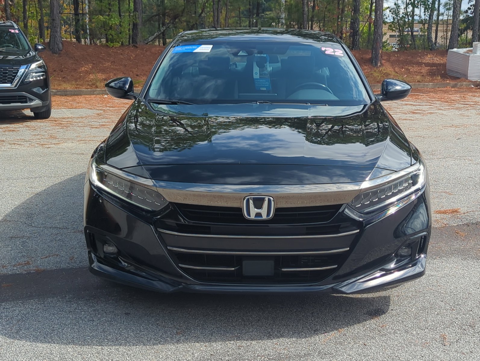 2022 Honda Accord Hybrid Sport photo 2