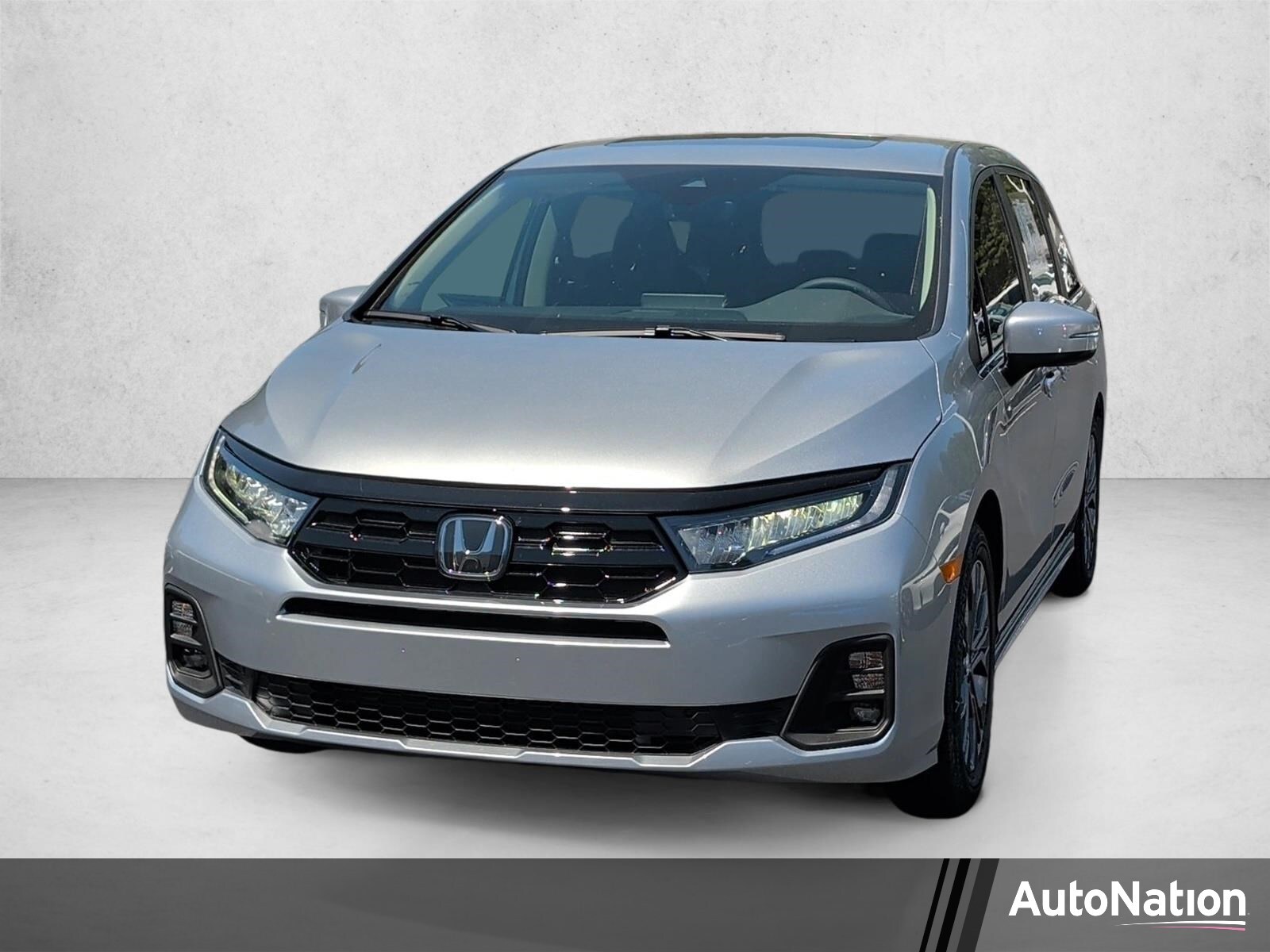 2026 Honda Odyssey Touring's photo