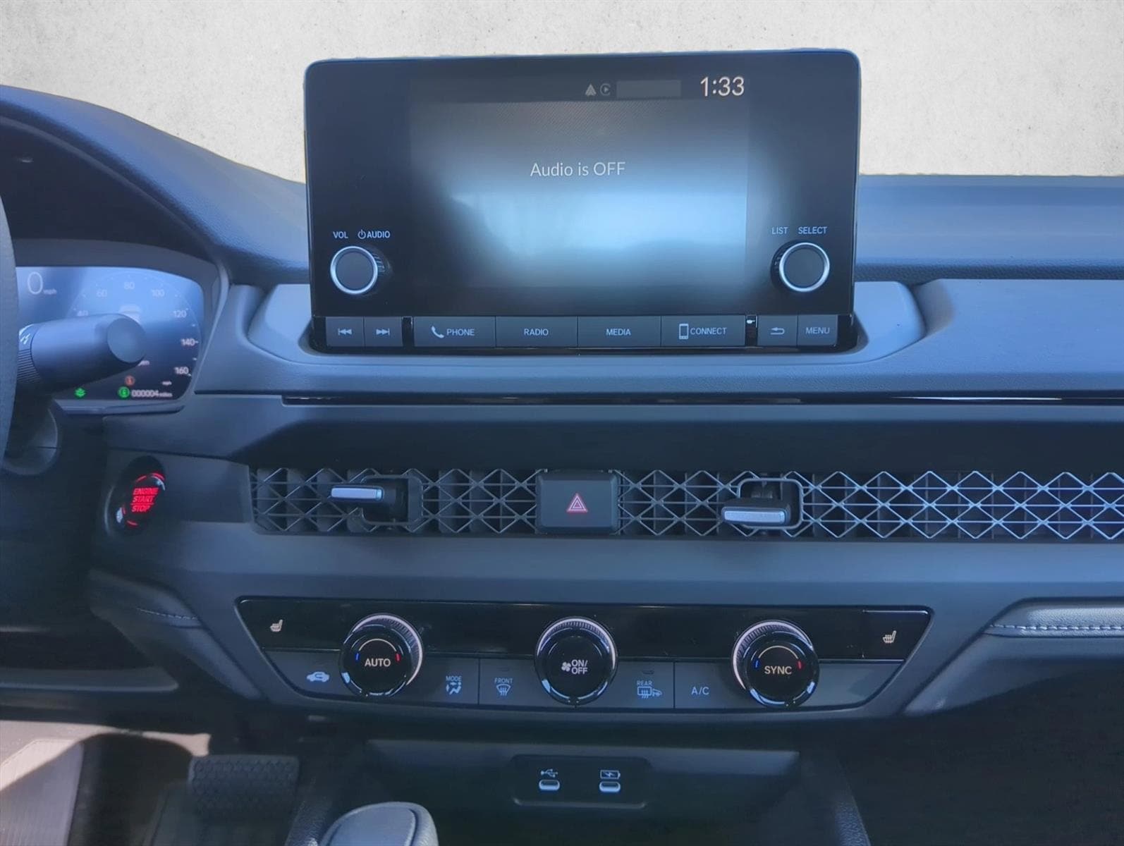 2025 Honda Accord SE - Photo 15