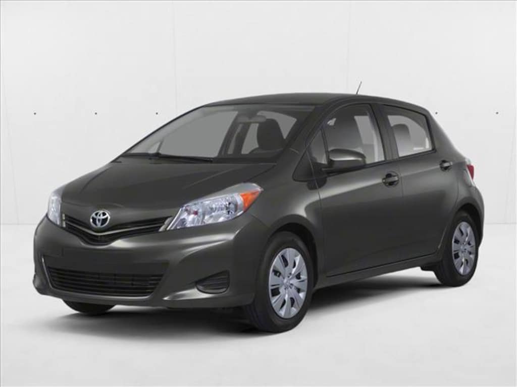 Used 2013 Toyota Yaris LE Liftback