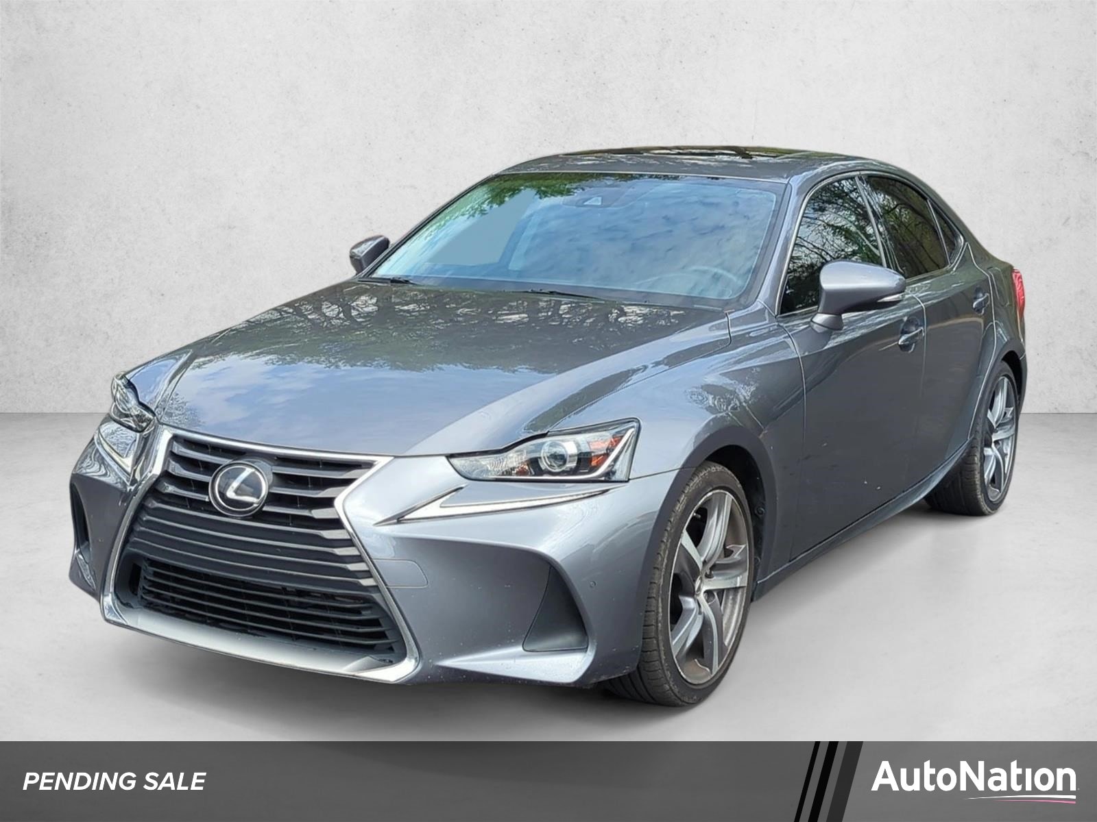 2017 Lexus IS 350 200t's photo