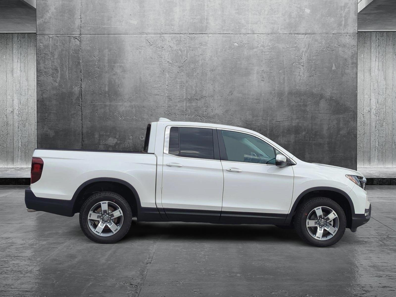 2025 Honda Ridgeline RTL photo 4